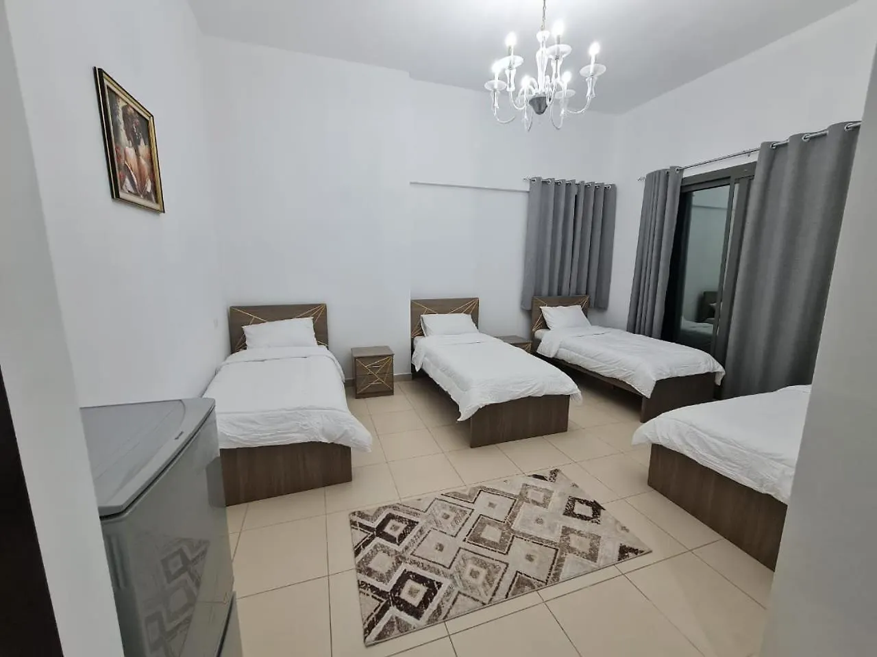 Charming Private Room - Female Only Sharjah 0*,