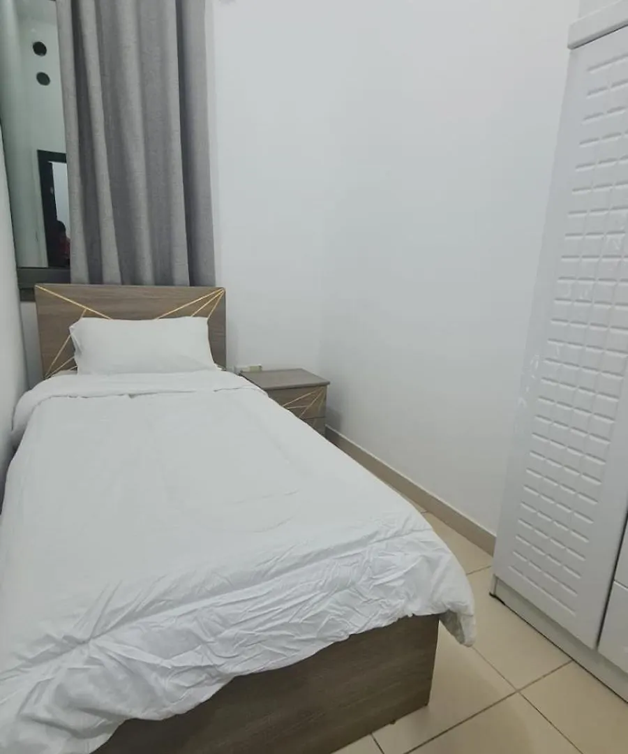 Hostel Charming Private Room - Female Only Sharjah
