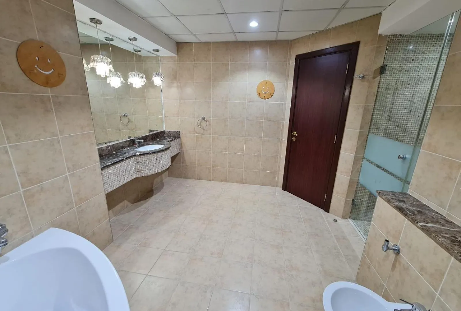 Charming Private Room - Female Only Sharjah Hostel