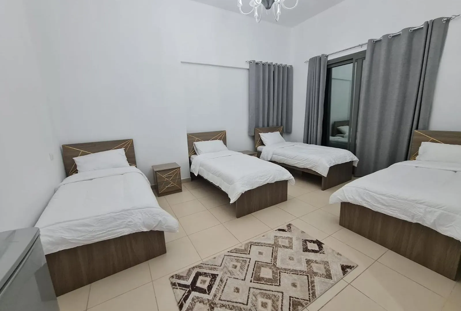 Charming Private Room - Female Only Sharjah Hostel